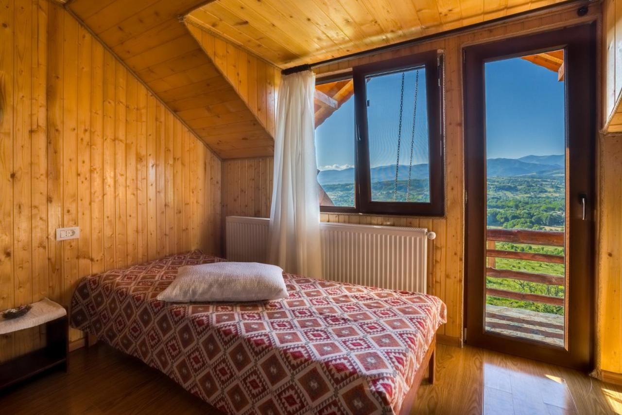Pensiunea La Maria Lu' Sandoiu Otel Poenari Dış mekan fotoğraf