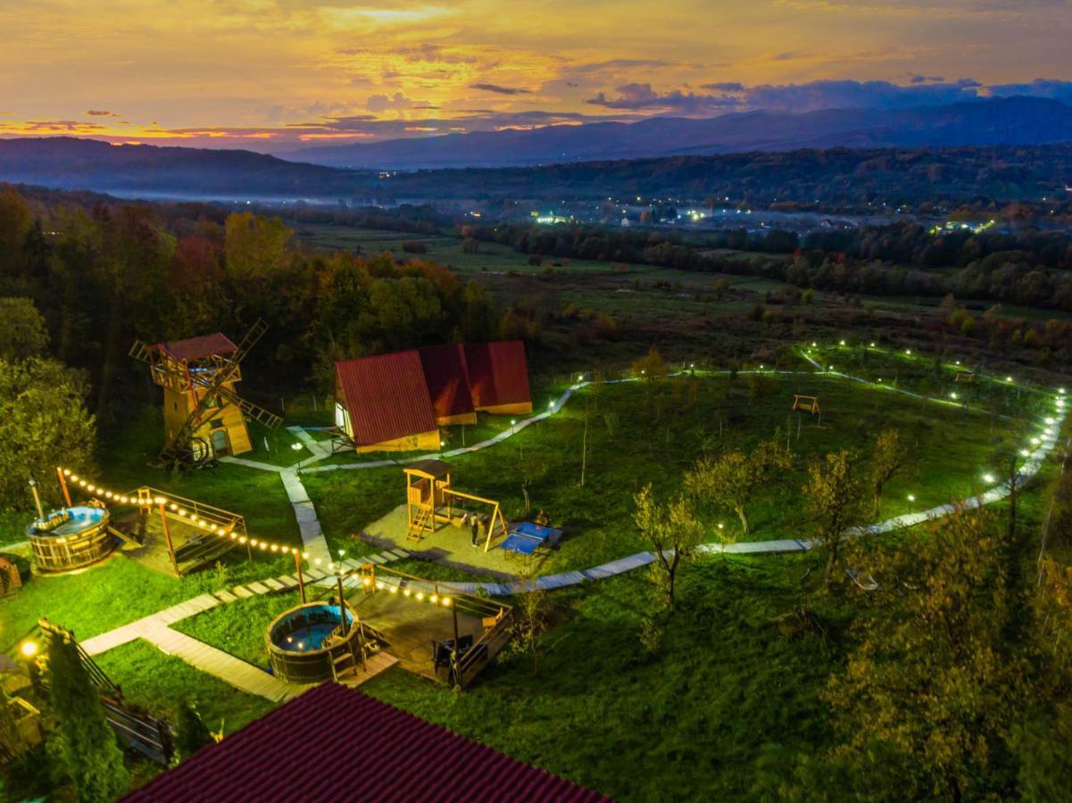 Pensiunea La Maria Lu' Sandoiu Otel Poenari Dış mekan fotoğraf